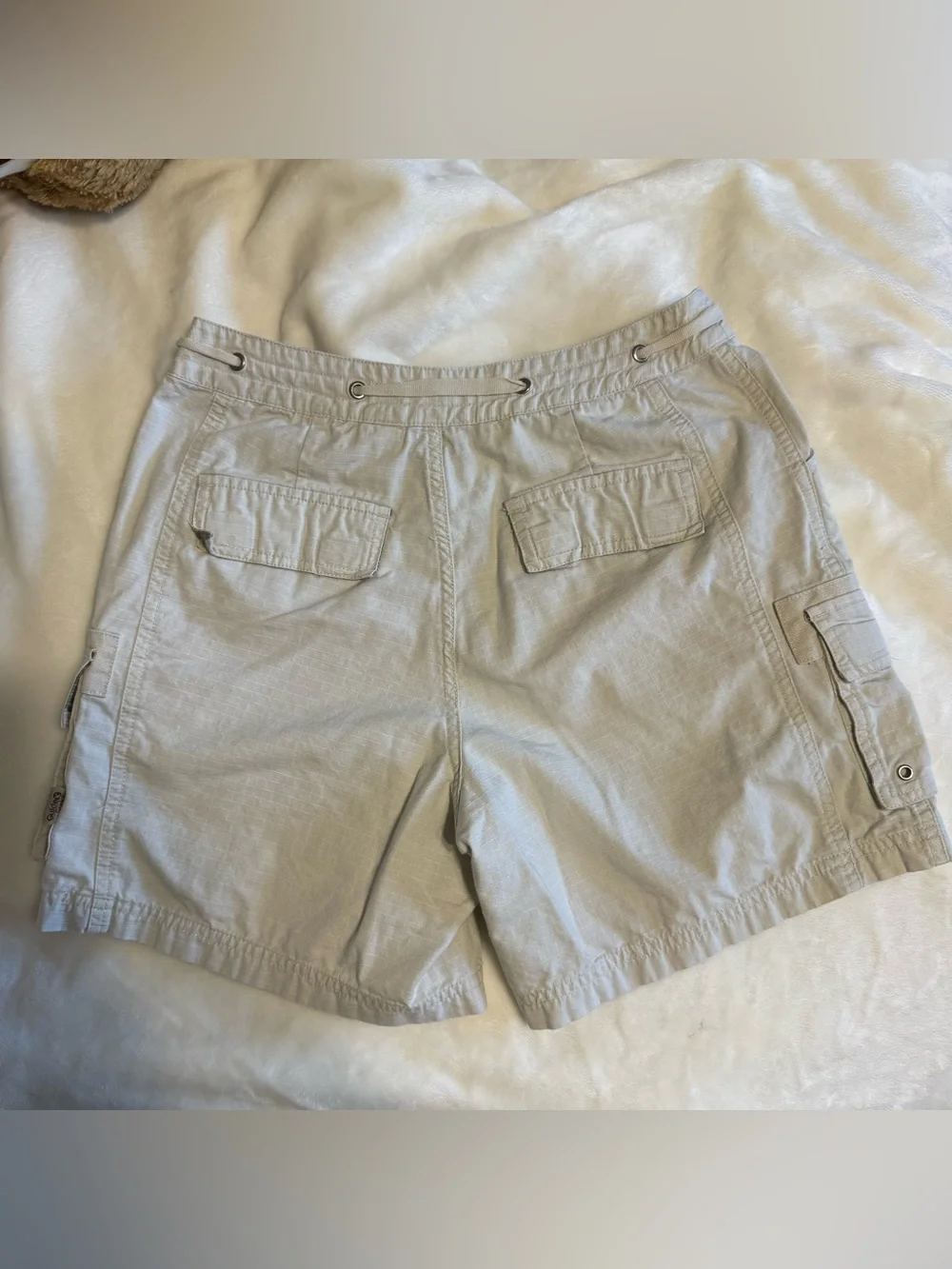 Women’s Drawstring Cargo Shorts - Beige